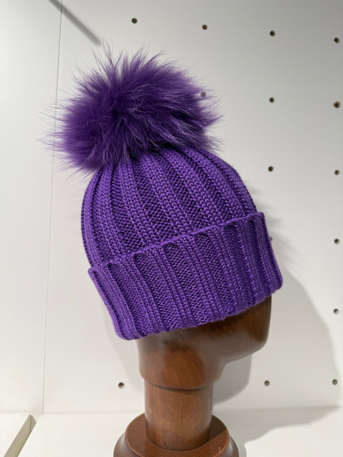 Cappello di Lana Regina con Pompon