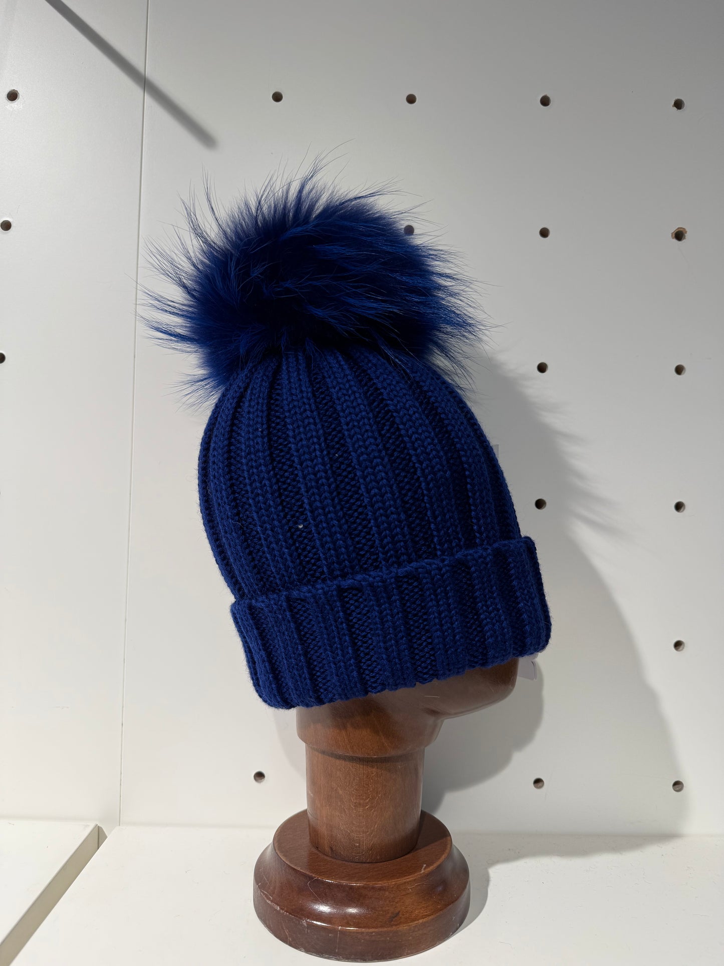 Cappello di Lana Regina con Pompon