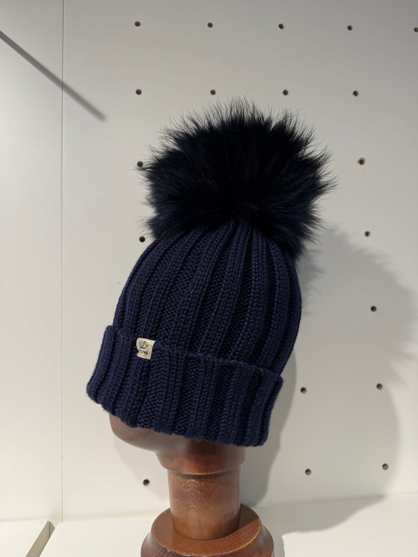 Cappello di Lana Regina con Pompon