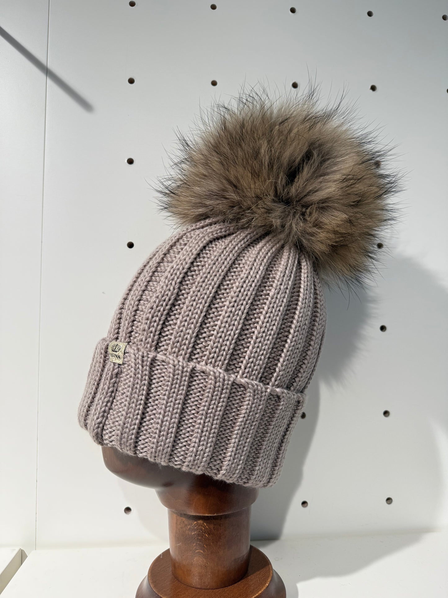 Cappello di Lana Regina con Pompon