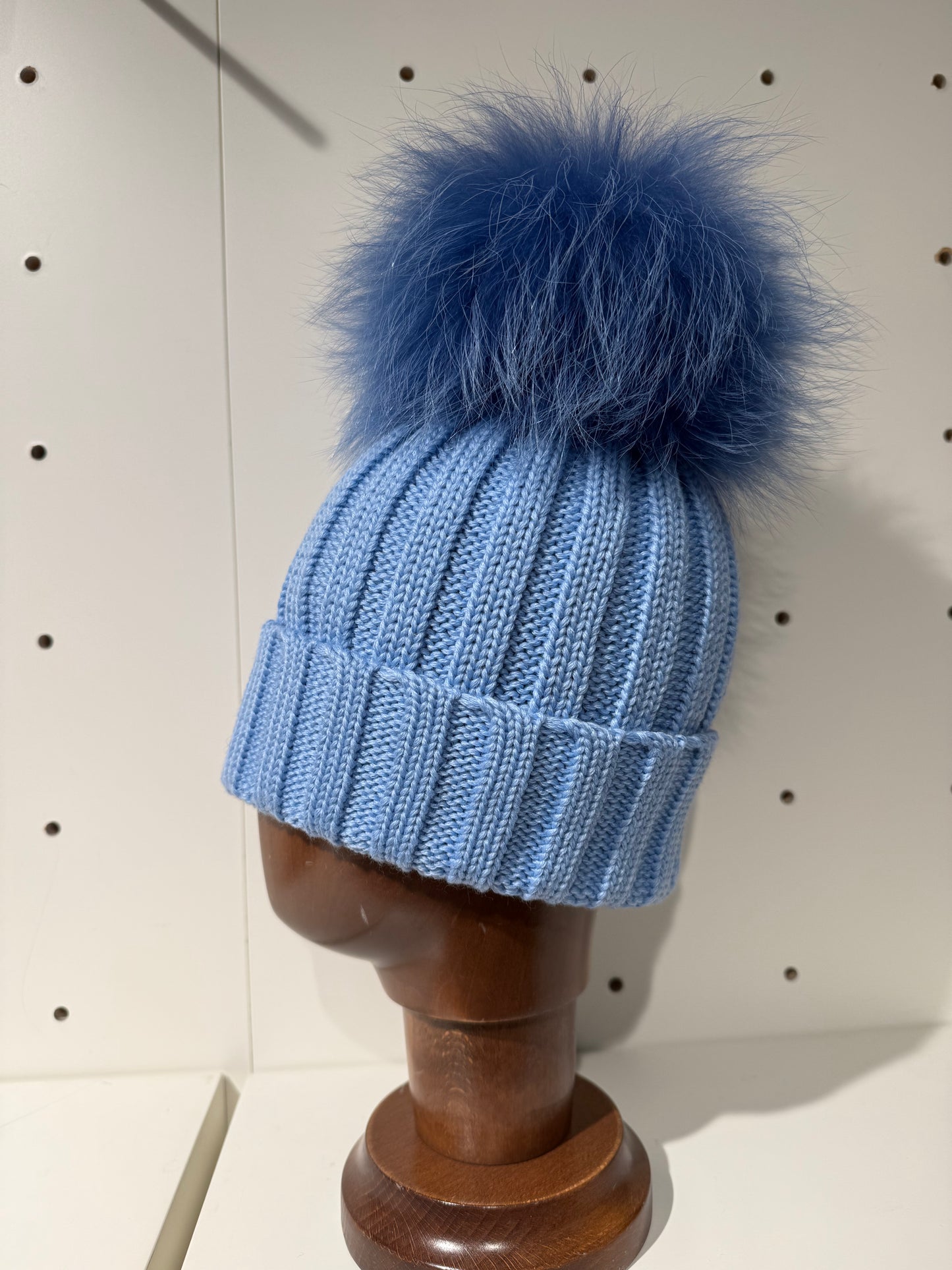Cappello di Lana Regina con Pompon